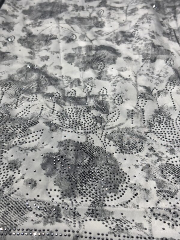 Crave cotton fabric for summer, very soft fabric with fancy print and dupatta. - Image 3